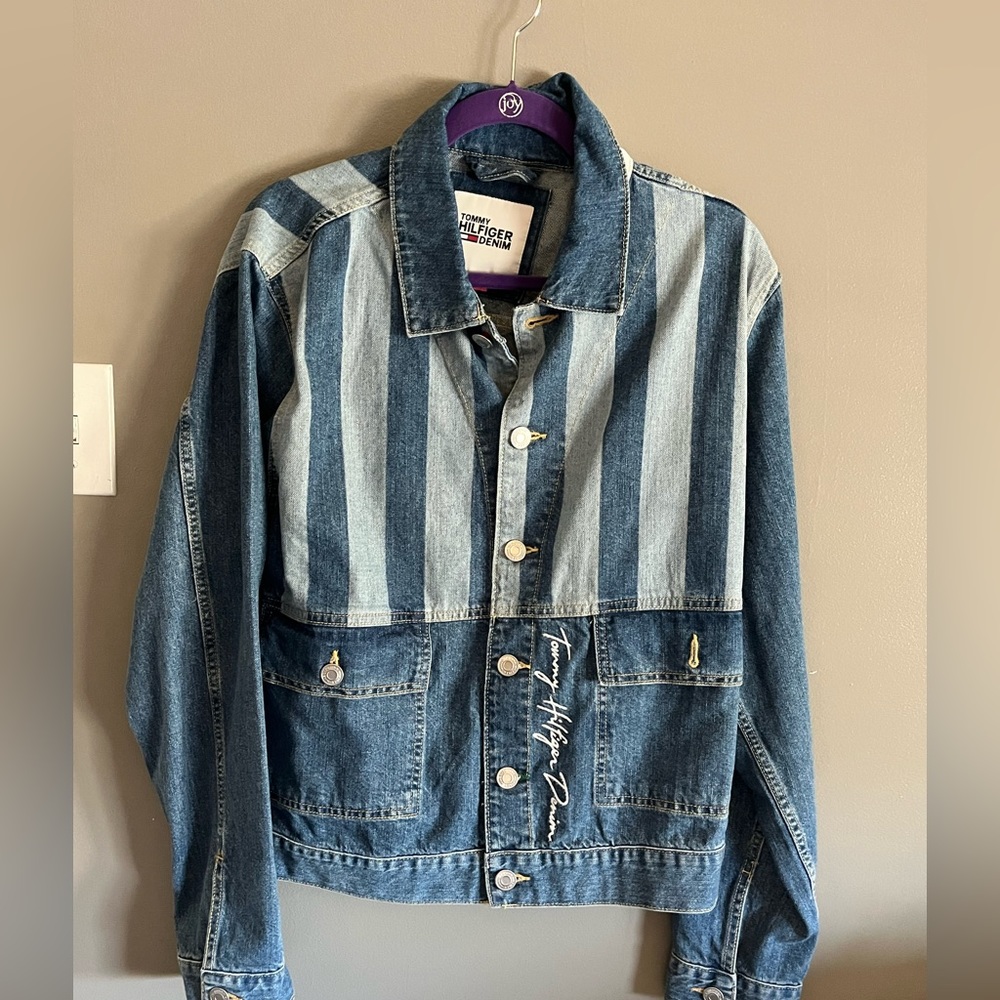 Tommy Hilfiger: Size L denim jacket